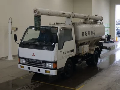 Mitsubishi Fuso Canter
