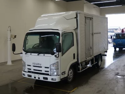 Isuzu Elf