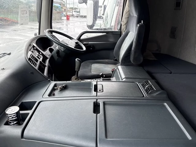 Mitsubishi Fuso Super Great  с аукциона в Японии