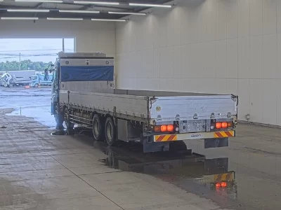 NISSAN DIESEL (UD) QUON