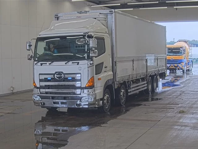 Hino Profia  с аукциона в Японии
