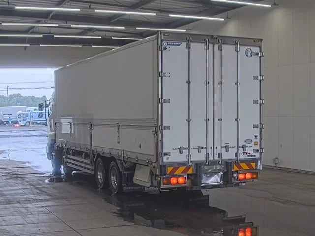 Hino Profia  с аукциона в Японии