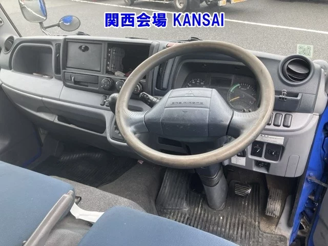 Mitsubishi Fuso Canter  с аукциона в Японии