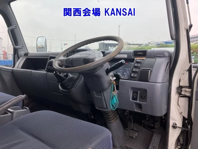 Mitsubishi Fuso Canter  с аукциона в Японии
