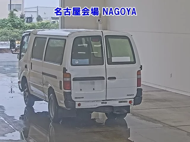 Toyota Dyna  с аукциона в Японии