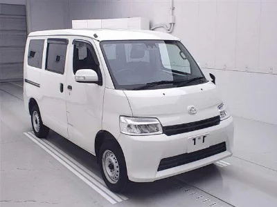 MAZDA BONGO