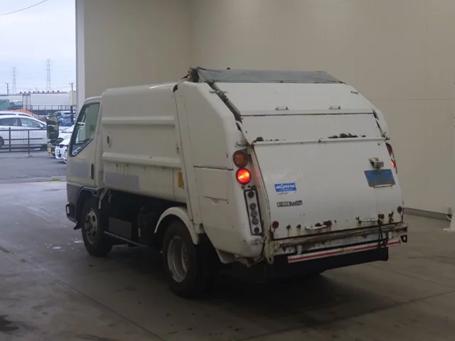 Mitsubishi Fuso Canter  с аукциона в Японии