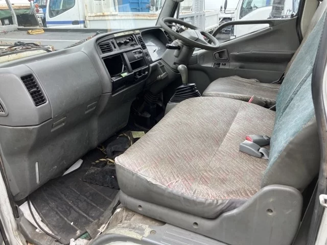 Mitsubishi Fuso Canter  с аукциона в Японии