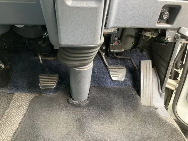 Mitsubishi Fuso Canter  с аукциона в Японии