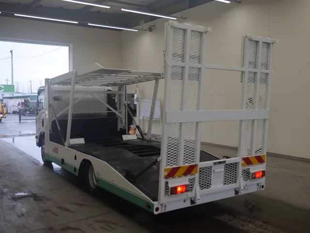 Isuzu Elf  с аукциона в Японии