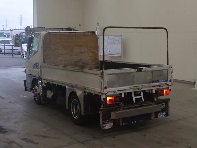 Mitsubishi Fuso Canter  с аукциона в Японии
