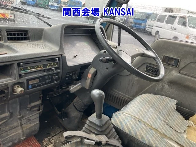Mitsubishi Fuso Canter  с аукциона в Японии