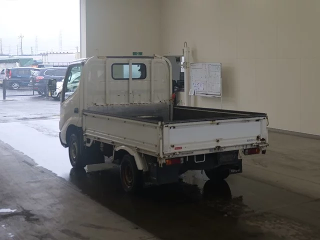 Toyota ToyoAce  с аукциона в Японии