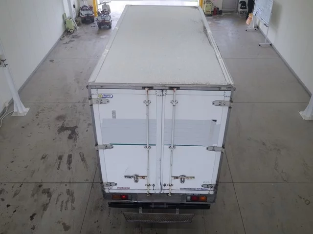 Mitsubishi Fuso Canter  с аукциона в Японии