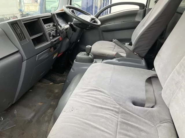 Isuzu Elf  с аукциона в Японии