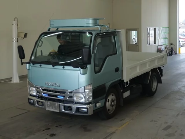 Isuzu Elf  с аукциона в Японии