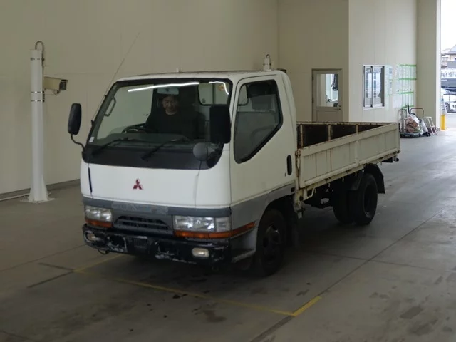 Mitsubishi Fuso Canter  с аукциона в Японии
