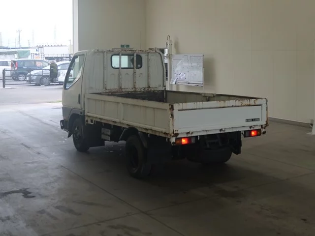 Mitsubishi Fuso Canter  с аукциона в Японии
