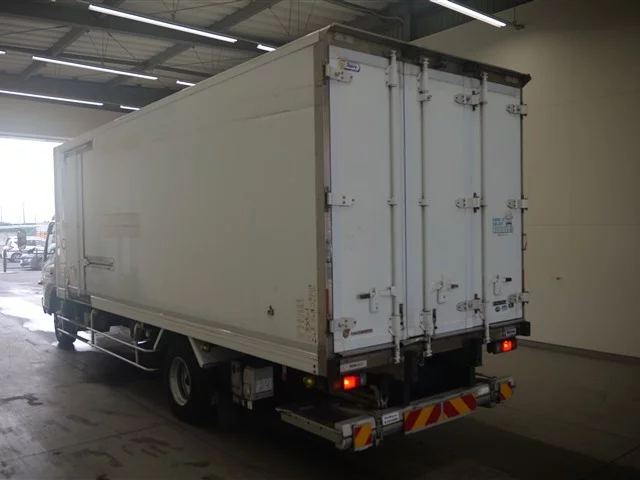 Mitsubishi Fuso Canter  с аукциона в Японии
