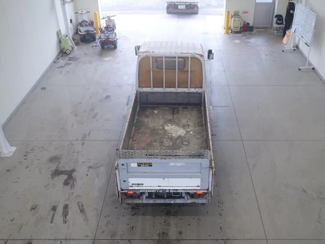 Mitsubishi Fuso Canter  с аукциона в Японии