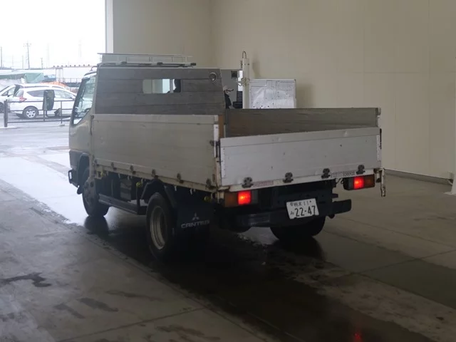 Mitsubishi Fuso Canter  с аукциона в Японии
