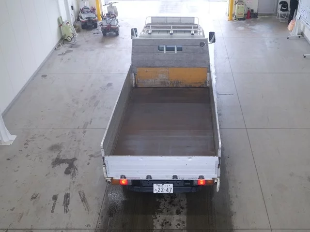 Mitsubishi Fuso Canter  с аукциона в Японии