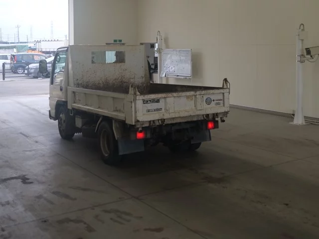Isuzu Elf  с аукциона в Японии