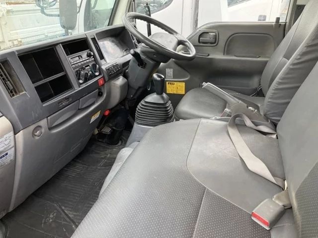Isuzu Elf  с аукциона в Японии