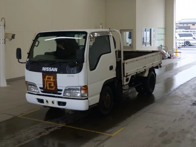 Nissan Atlas  с аукциона в Японии