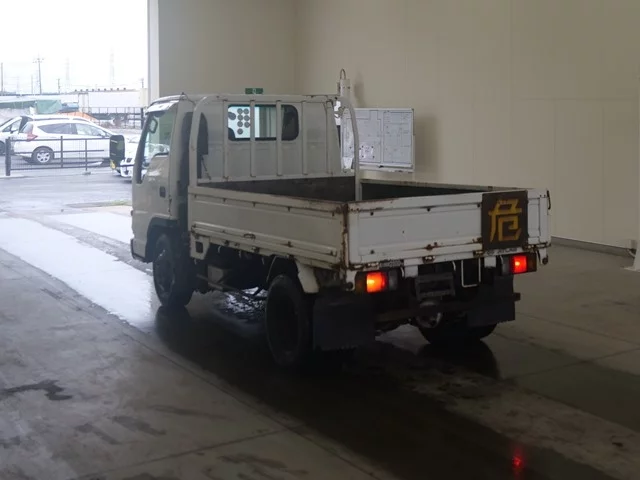 Nissan Atlas  с аукциона в Японии