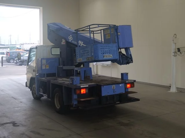 Mitsubishi Fuso Canter  с аукциона в Японии
