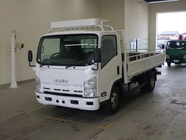 Isuzu Elf  с аукциона в Японии
