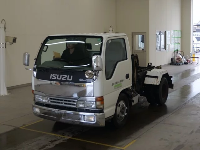 Isuzu Elf  с аукциона в Японии