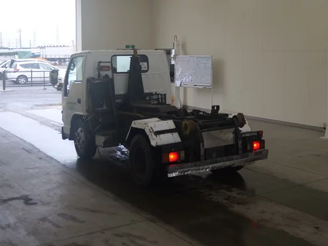 Isuzu Elf  с аукциона в Японии