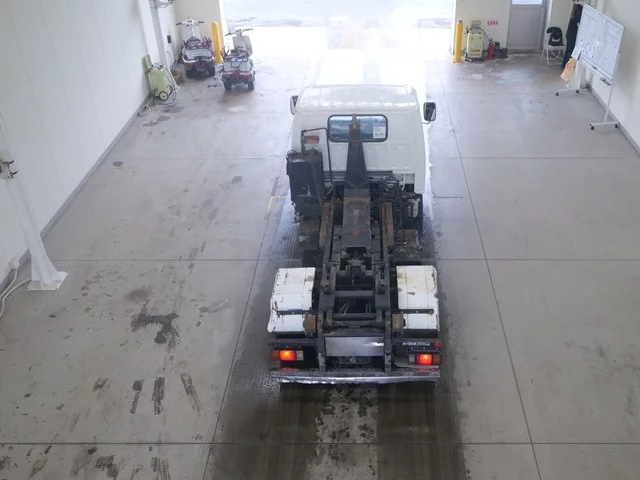 Isuzu Elf  с аукциона в Японии