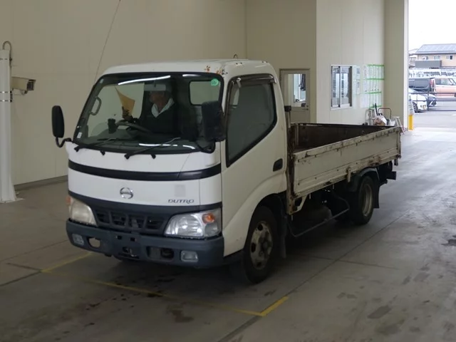 Hino Dutro  с аукциона в Японии