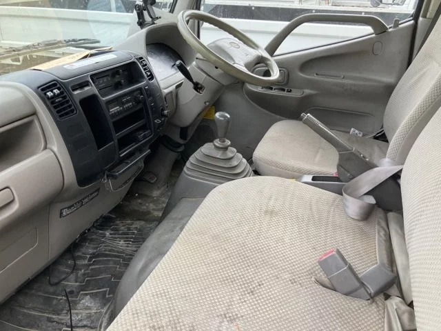 Hino Dutro  с аукциона в Японии