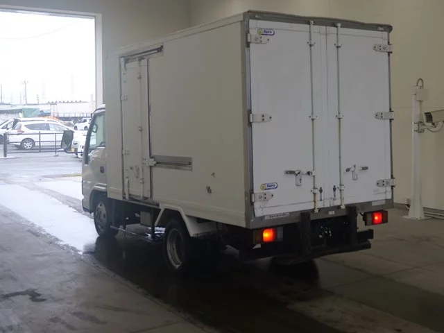 Isuzu Elf  с аукциона в Японии