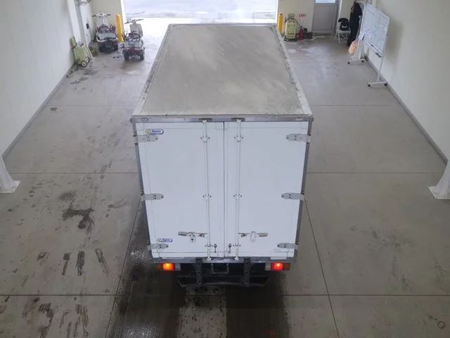 Isuzu Elf  с аукциона в Японии