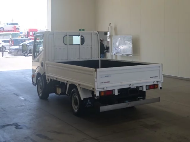 Mitsubishi Fuso Canter  с аукциона в Японии