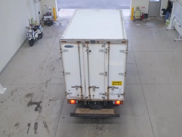 Isuzu Elf  с аукциона в Японии
