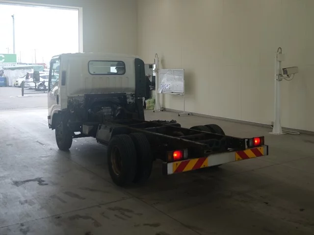 Isuzu Elf  с аукциона в Японии