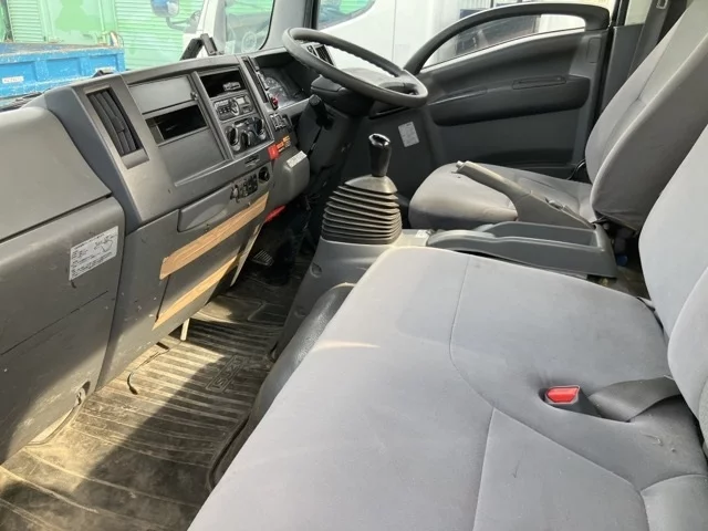 Isuzu Elf  с аукциона в Японии