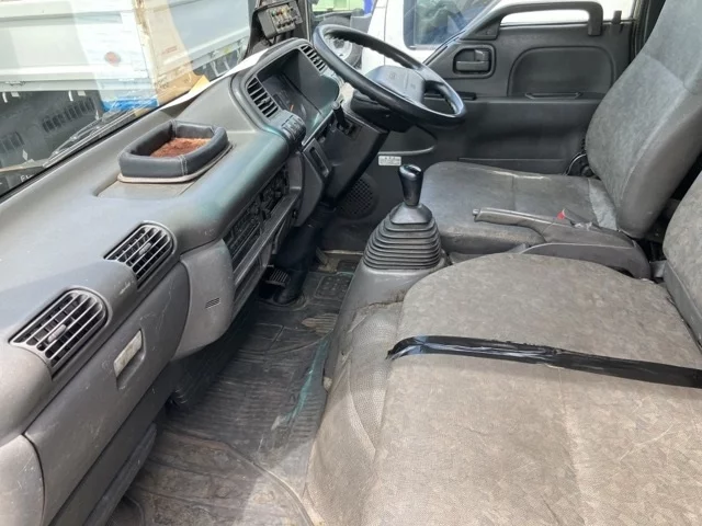 Isuzu Elf  с аукциона в Японии