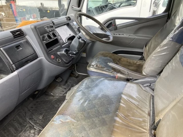 Mitsubishi Fuso Canter  с аукциона в Японии