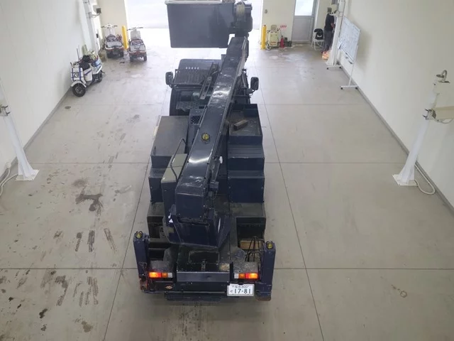 Isuzu Elf  с аукциона в Японии