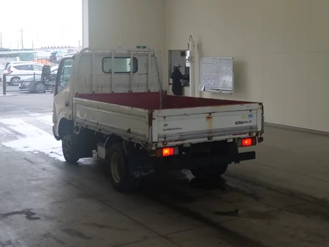 Hino Dutro  с аукциона в Японии