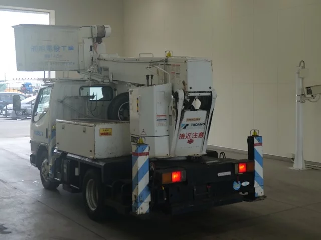 Mitsubishi Fuso Canter  с аукциона в Японии