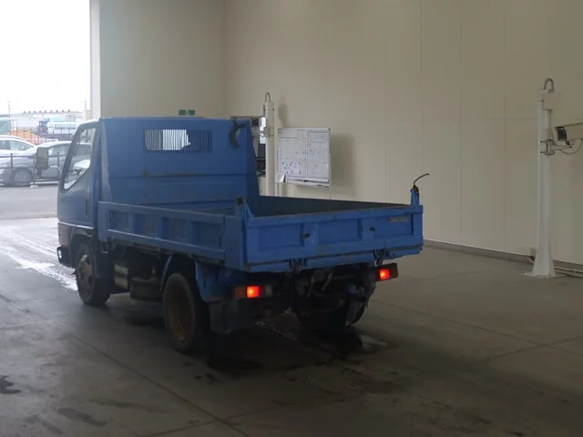 Mitsubishi Fuso Canter  с аукциона в Японии