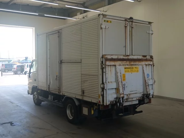 Isuzu Elf  с аукциона в Японии